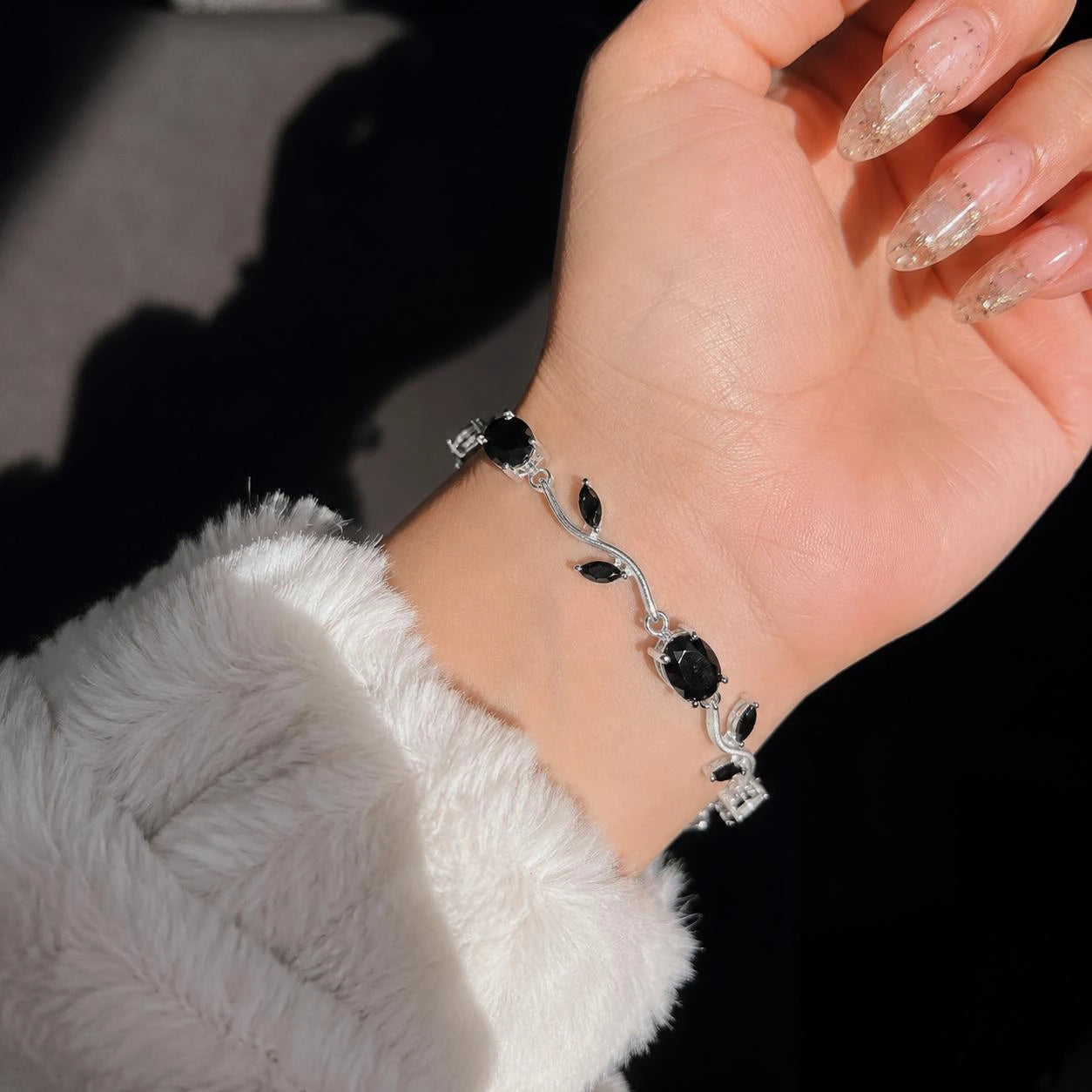 Tulip Projection Bracelet